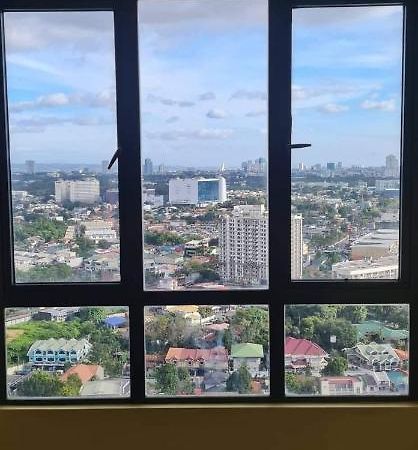 Congressional Town Center Aparthotel Manila Kültér fotó