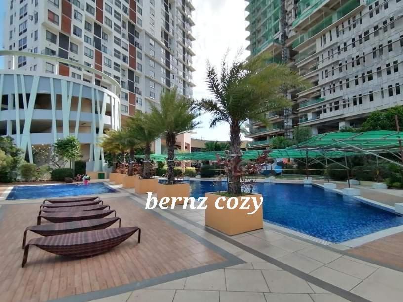 Congressional Town Center Aparthotel Manila Kültér fotó